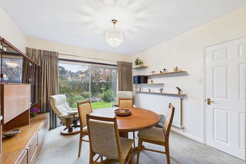 3 bedroom semi-detached house for sale, Churchill Avenue, Horsham RH12