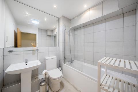 1 bedroom flat for sale, Hartfield Crescent, Wimbledon, London, SW19