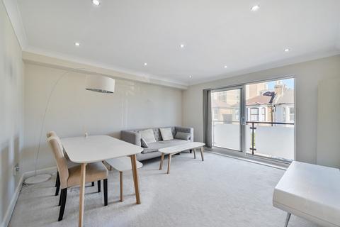 Hartfield Crescent, Wimbledon, London, SW19