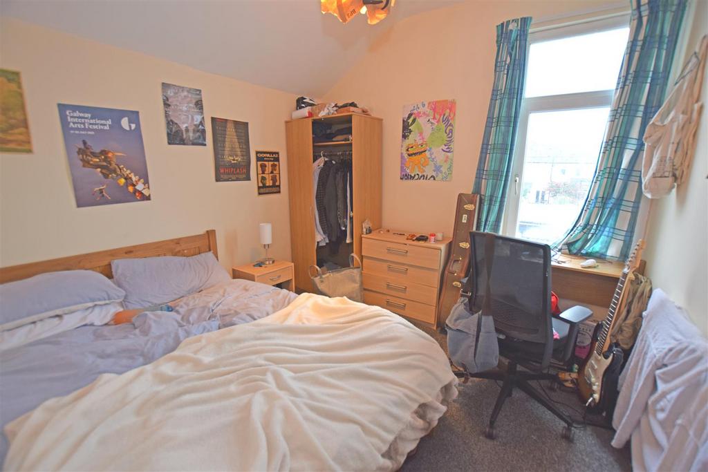 Bedroom4.jpg