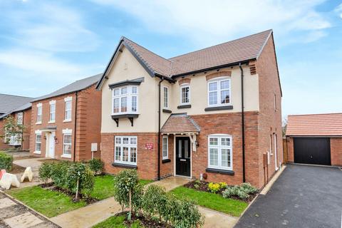 4 bedroom detached house for sale - Wellington Place, Market Harborough, Leicestershire, LE16 7GE