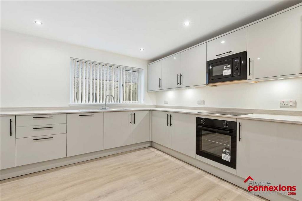 Kitchen (1)