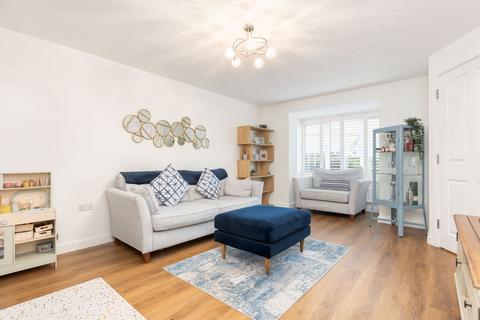 undefined, Walnut Tree Way, Shefford SG17