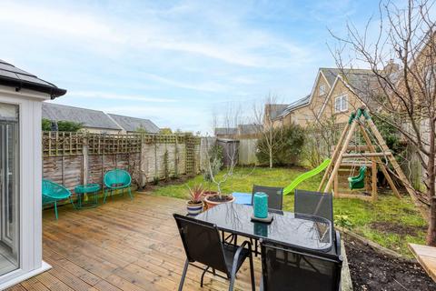 undefined, Walnut Tree Way, Shefford SG17