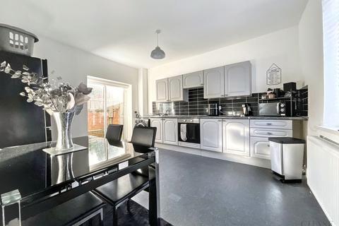 2 bedroom end of terrace house for sale, Price Street, Hebburn, NE31