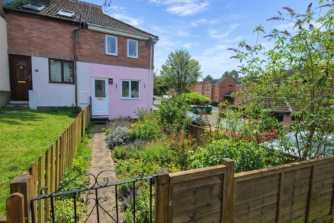 2 bedroom end of terrace house for sale, Kinnerton Way, Exeter EX4