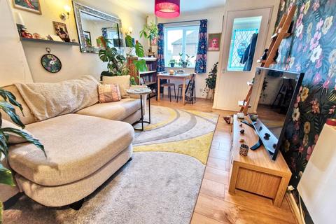 2 bedroom end of terrace house for sale, Kinnerton Way, Exeter EX4