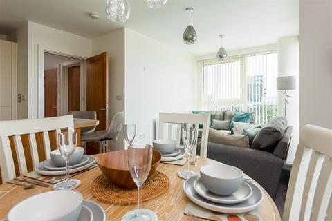 2 bedroom apartment to rent, The Quay, Poole