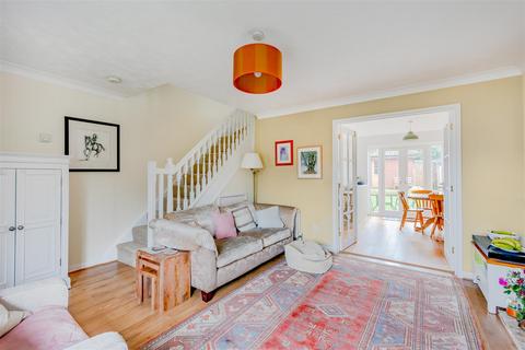 3 bedroom detached house for sale, Comptons Lane, Horsham