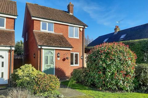 undefined, Comptons Lane, Horsham