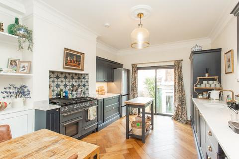 5 bedroom semi-detached house for sale, East Cliff Gardens, Folkestone, Kent, CT19