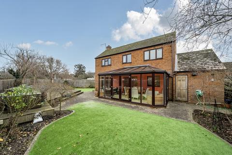 Willes Close, Faringdon, Oxfordshire, SN7
