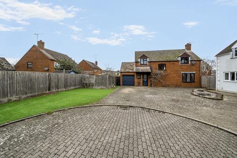 undefined, Willes Close, Faringdon, Oxfordshire, SN7