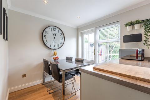 2 bedroom terraced house for sale, Finlay Gardens, Surrey KT15