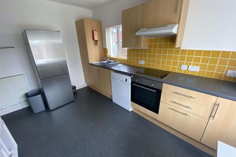 7 bedroom house to rent - Gloucester Road, Horfield, BS7
