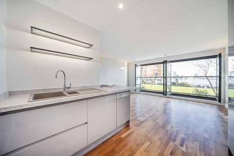 2 bedroom flat for sale, Fairmont Avenue, London E14