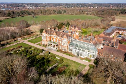 undefined, Desirable Grade II Listed Elizabethan Style Home in Trowse