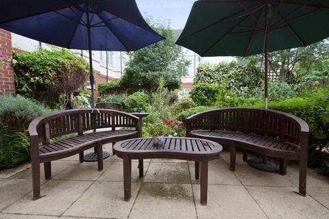 1 bedroom retirement property to rent, Clifton Park Avenue, London SW20