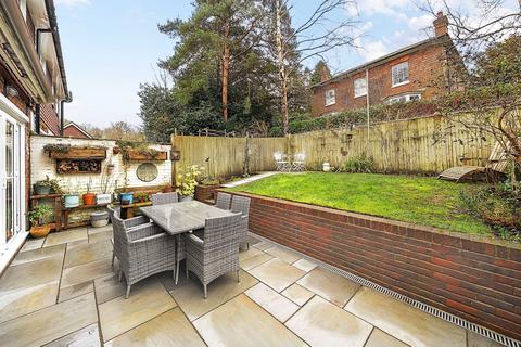 undefined, Pearse Place, Lamberhurst, TN3