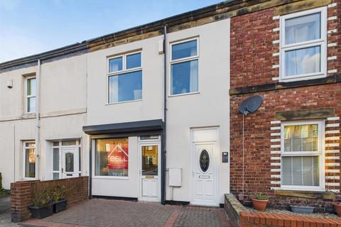 Property to rent - Kells Lane, Gateshead NE9