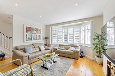 4 bedroom detached house to rent, Dollis Hill Avenue, NW2