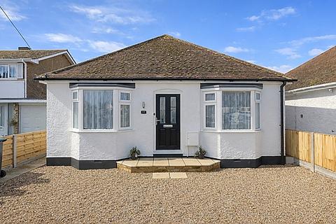 3 bedroom detached bungalow for sale - York Road, Herne Bay, CT6 8SN