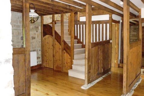 5 bedroom barn conversion to rent, Fringill Lane, Darley, HG3