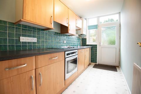 3 bedroom terraced house to rent, hillside road, wellingborough