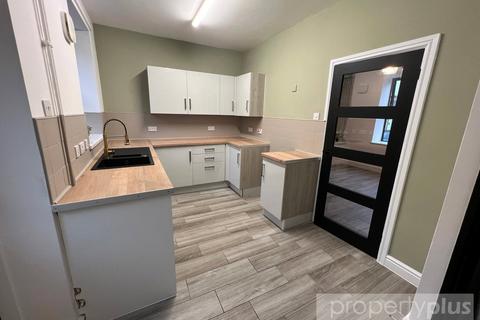 2 bedroom terraced house for sale, North Road, Ferndale, Rhondda Cynon Taff, CF43