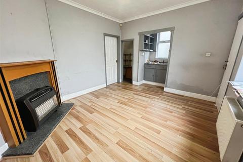 3 bedroom end of terrace house for sale, Garnett Road West, Newcastle Under Lyme, Staffo