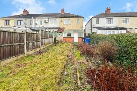 3 bedroom end of terrace house for sale, Garnett Road West, Newcastle Under Lyme, Staffo