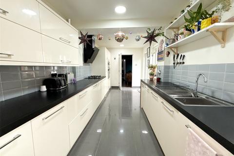 3 bedroom semi-detached house for sale, Stamfordham Road, Newcastle Upon Tyne, NE5