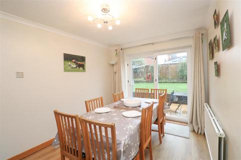 4 bedroom detached house for sale, Ashbury Drive, Camberley GU17