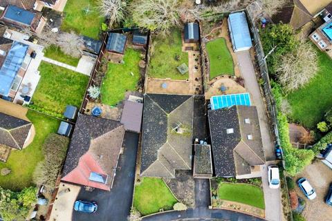 3 bedroom detached bungalow for sale, Andrews Close, Fleet GU52
