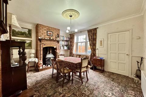 3 bedroom terraced house for sale, Belle Vue, Wordsley