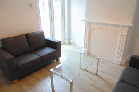 undefined, Blenheim Gardens, Berkshire RG1