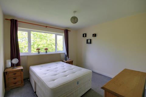 undefined, Harvey House, Reading RG30