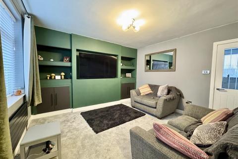 3 bedroom terraced house for sale, Greenside Avenue, Staincross, Barnsley S75 6BB