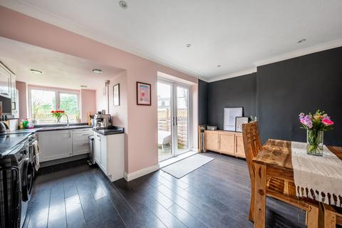 undefined, Hill Top Avenue, Harrogate, HG1