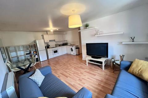 2 bedroom flat to rent, New Belvedere Close, Stretford, M32
