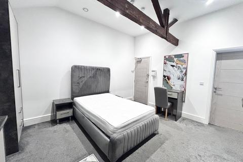 undefined, Priestgate, PETERBOROUGH PE1