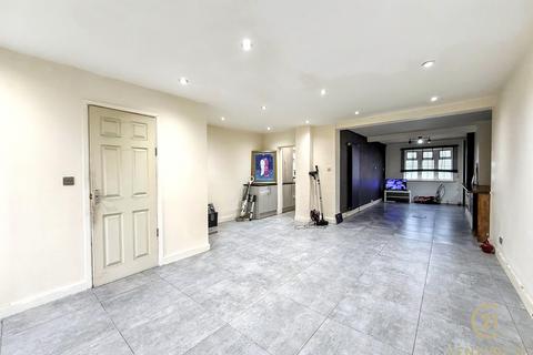 undefined, The Crossways, HOUNSLOW TW5