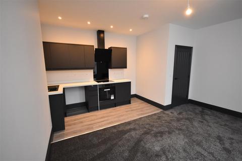 1 bedroom apartment to rent, Highfield Road, Rock Ferry