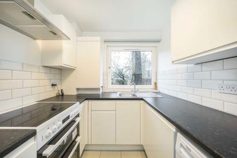 2 bedroom flat to rent, Kings Road, Richmond TW10