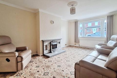 2 bedroom bungalow for sale, Ashdene Avenue, Wakefield WF4