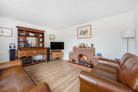 undefined, Kings Elms, Winchester SO21
