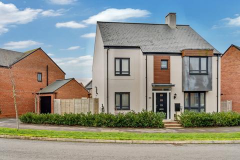 5 bedroom detached house for sale, Sapphire Road, Cheltenham GL52