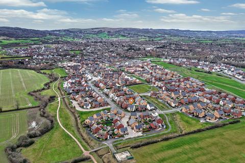 5 bedroom detached house for sale, Sapphire Road, Cheltenham GL52