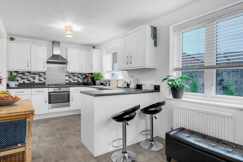 5 bedroom detached house for sale, Sapphire Road, Cheltenham GL52