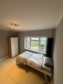 1 bedroom in a house share to rent, Norbury Avenue, Thornton Heath CR7